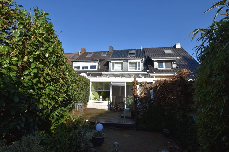 Mehrfamilienhaus in Bremen Oberneuland steht zum Verkauf