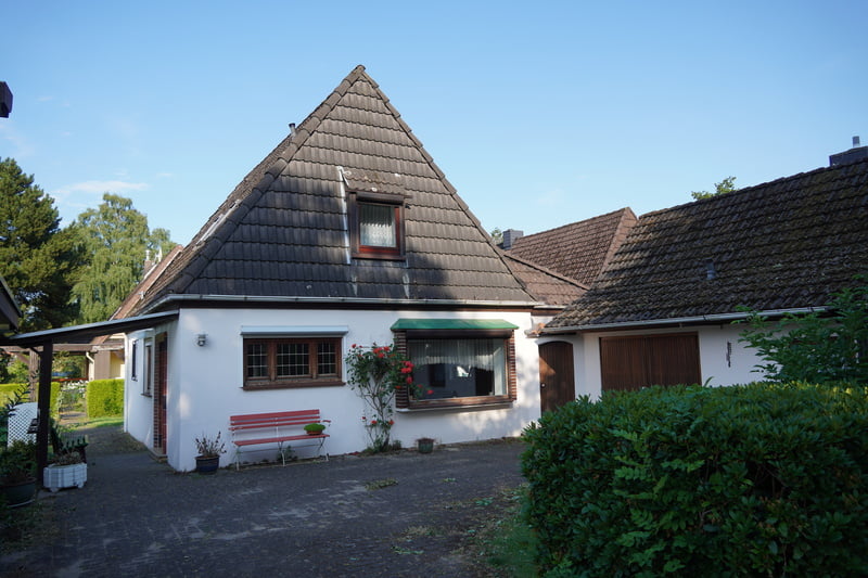 Mehrfamilienhaus in Bremen Oberneuland steht zum Verkauf